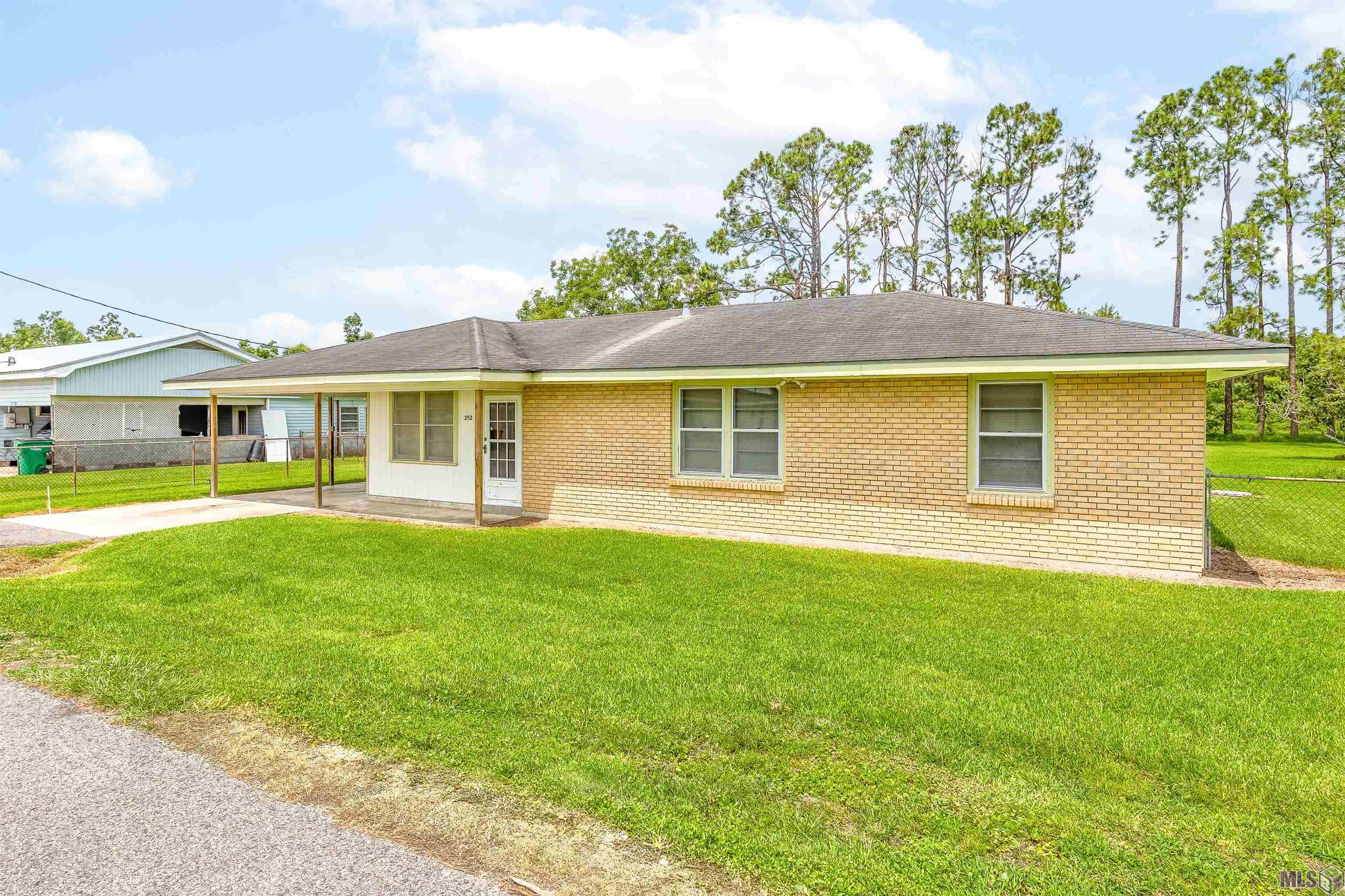 252 Danos Street Raceland, LA 70394 - Photo 1 of 16