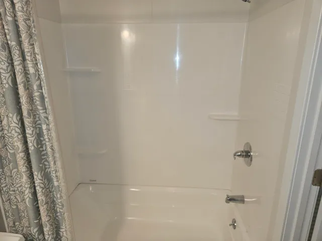 $219,000 | 36 Lodge Road, Unit D115, Lincoln, NH 03251