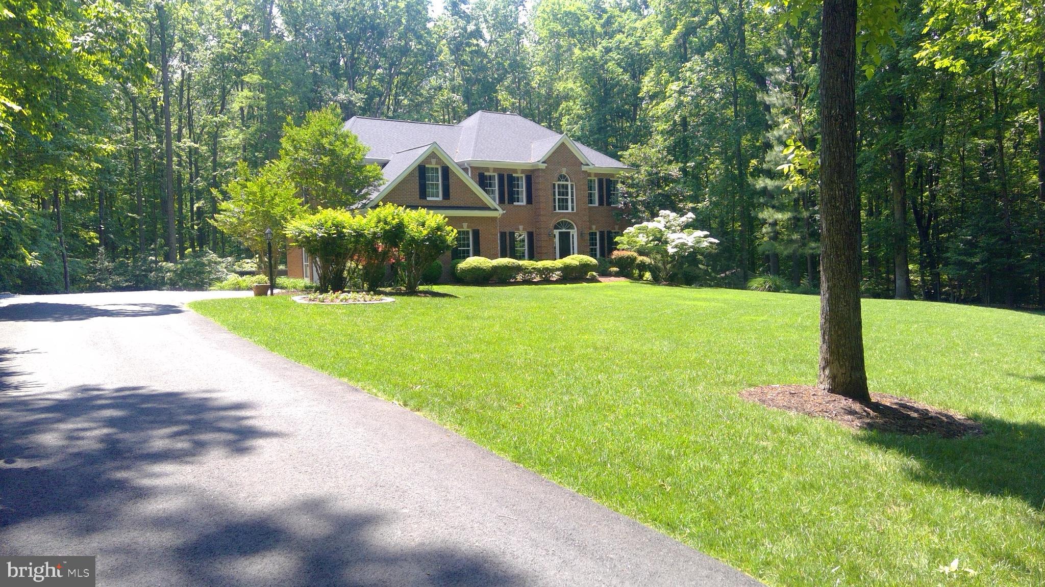 5 Ruffian Drive Stafford, VA 22556 - Photo 4 of 57 Great Set Back from the Road!