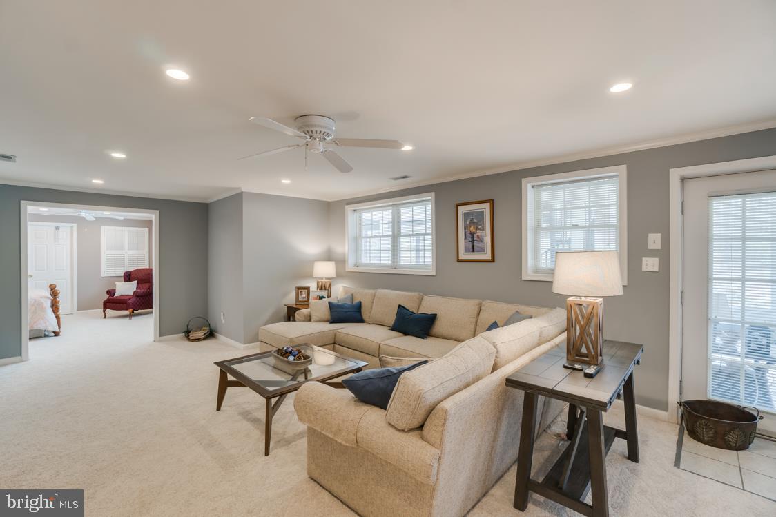 5 Ruffian Drive Stafford, VA 22556 - Photo 42 of 57 Plenty of room for family gatherings!
