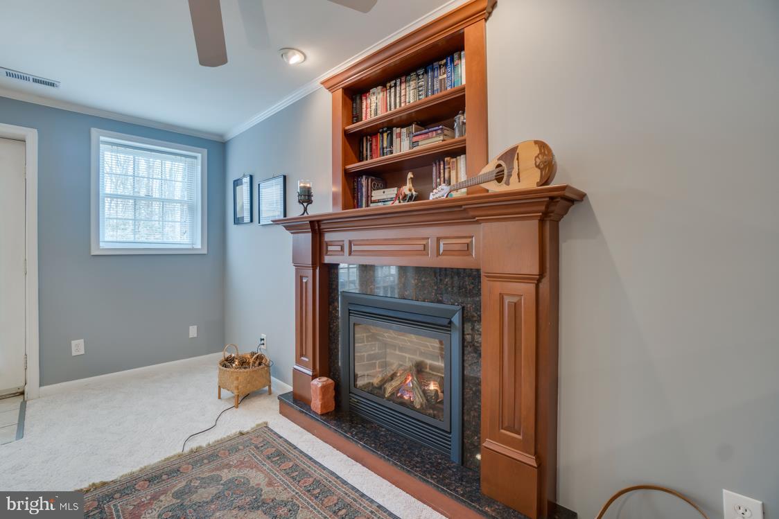 5 Ruffian Drive Stafford, VA 22556 - Photo 44 of 57 Beautiful Gas Fireplace for those chilly nights!