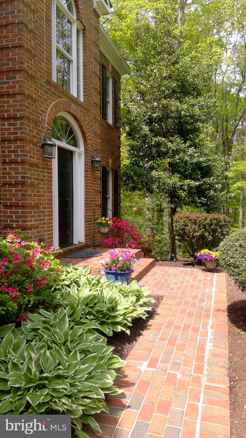 5 Ruffian Drive Stafford, VA 22556 - Photo 6 of 57 Impressive Entry!
