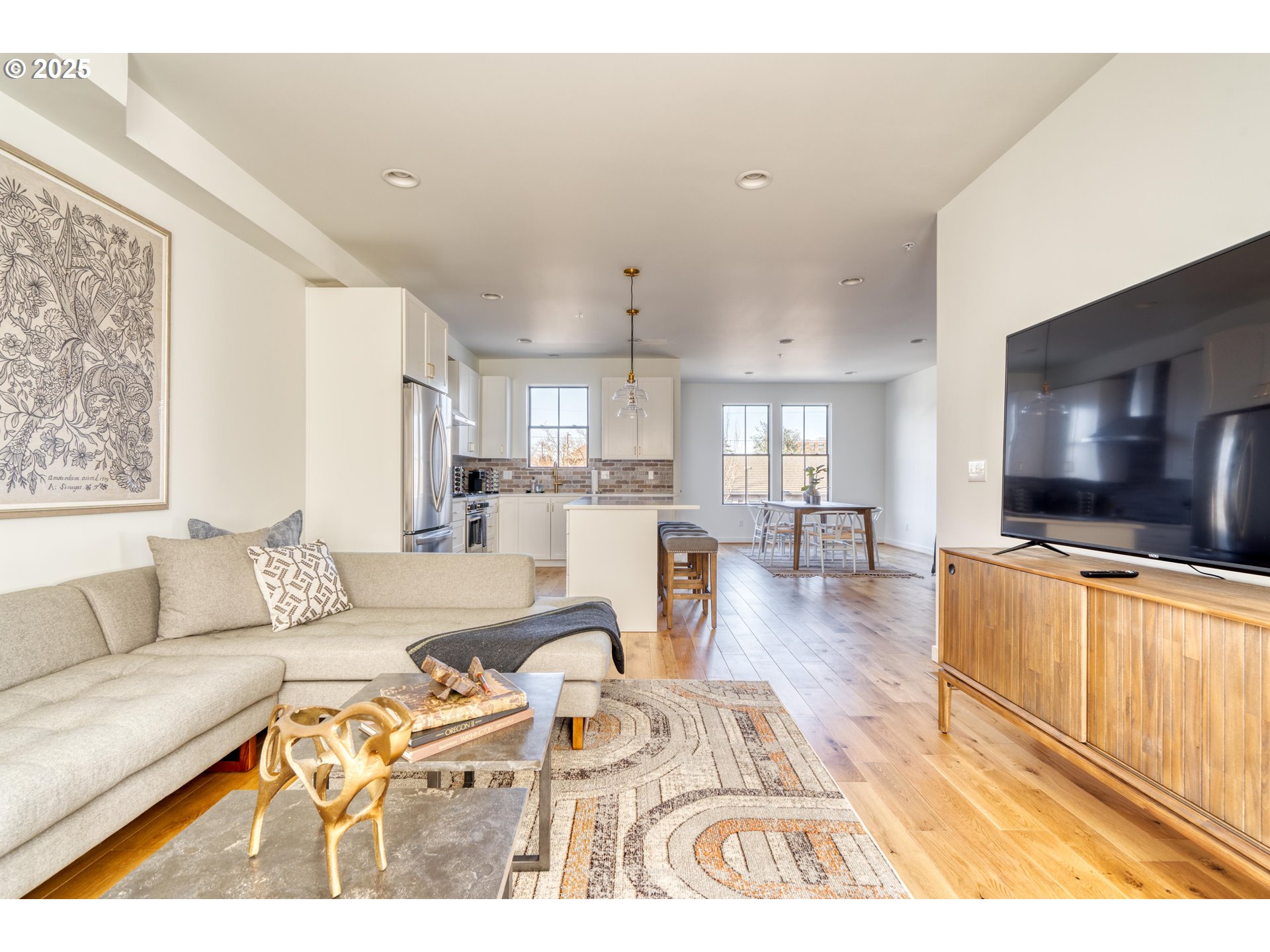 512 Northeast 56th Avenue Portland, OR 97213 - Photo 10 of 32