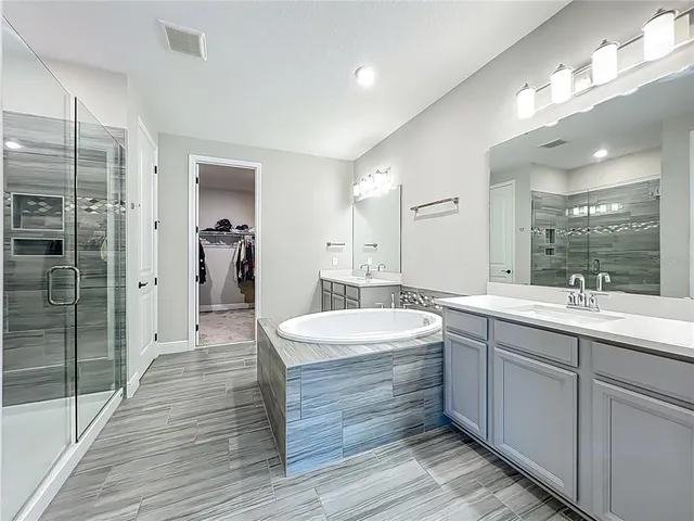 $925,000 | 9929 Summerlake Groves Street, Winter Garden, FL 34787