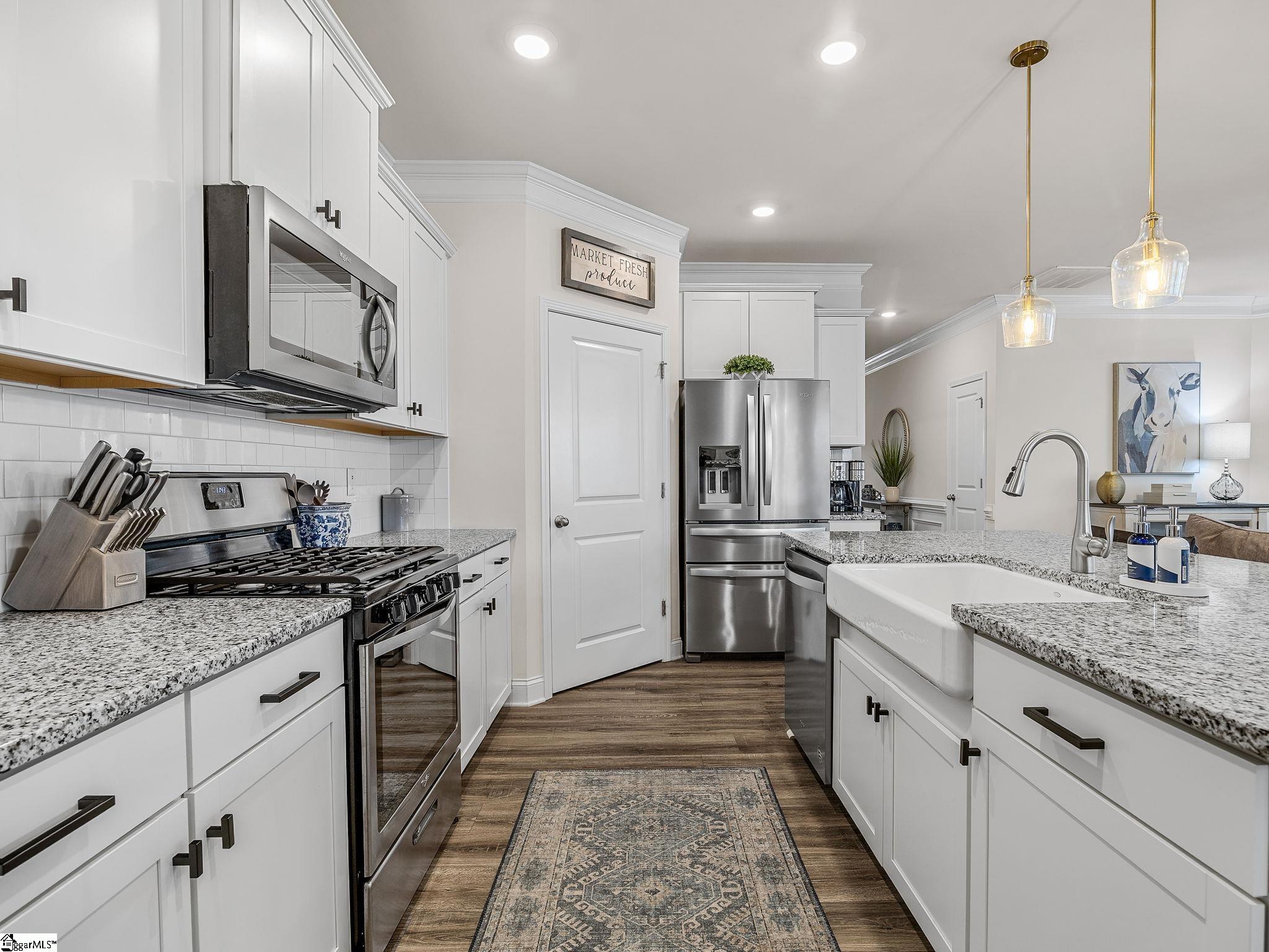 421 Linfield Court Duncan, SC 29334 - Photo 16 of 38