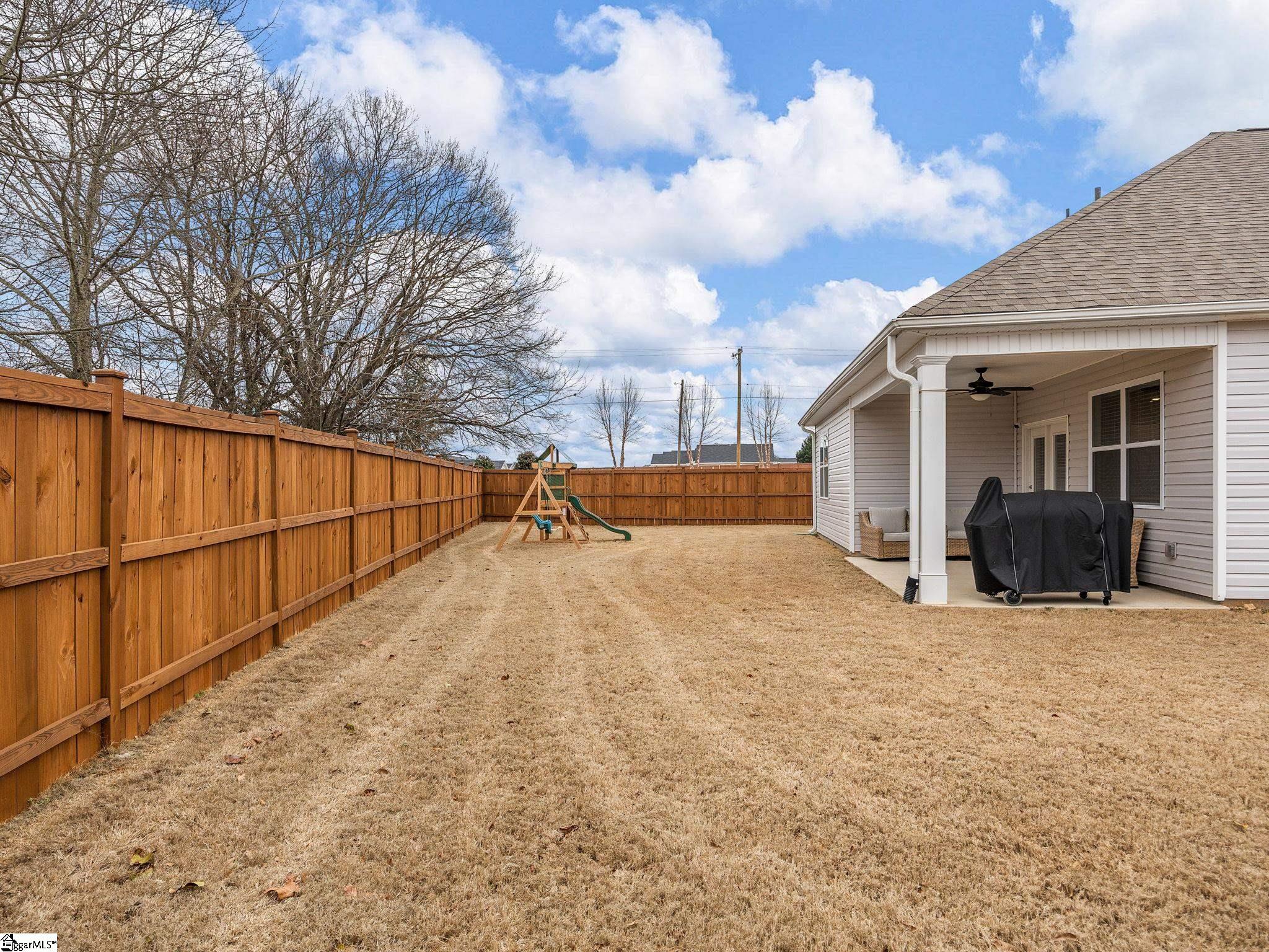 421 Linfield Court Duncan, SC 29334 - Photo 33 of 38