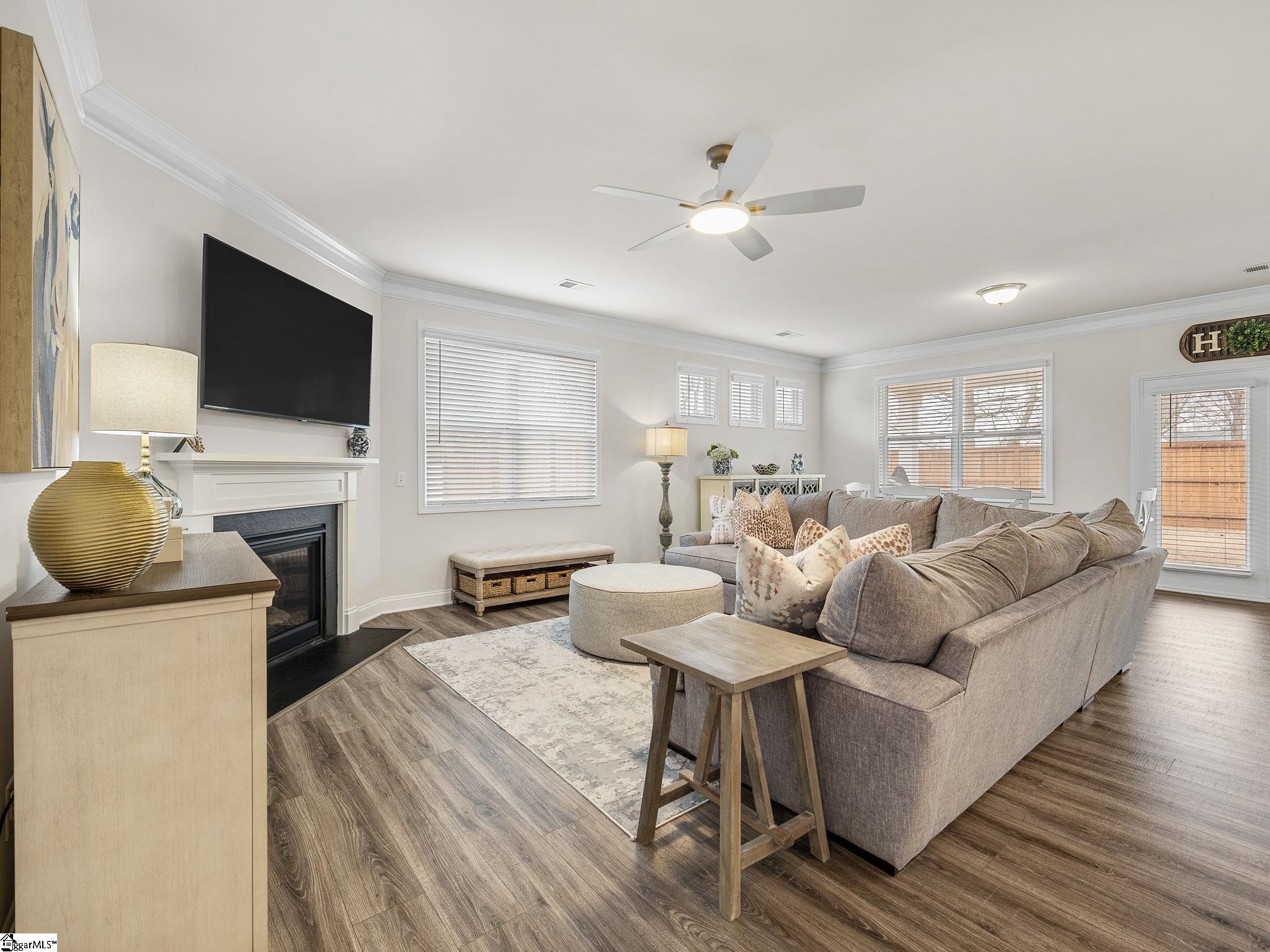 421 Linfield Court Duncan, SC 29334 - Photo 7 of 38