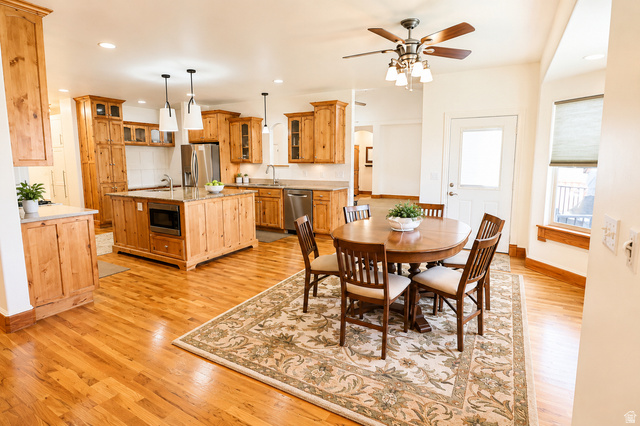 1055 North 1000 East Mapleton, UT 84664 - Photo 26 of 112 Spacious kitchen and dining area with wood-finish flooring