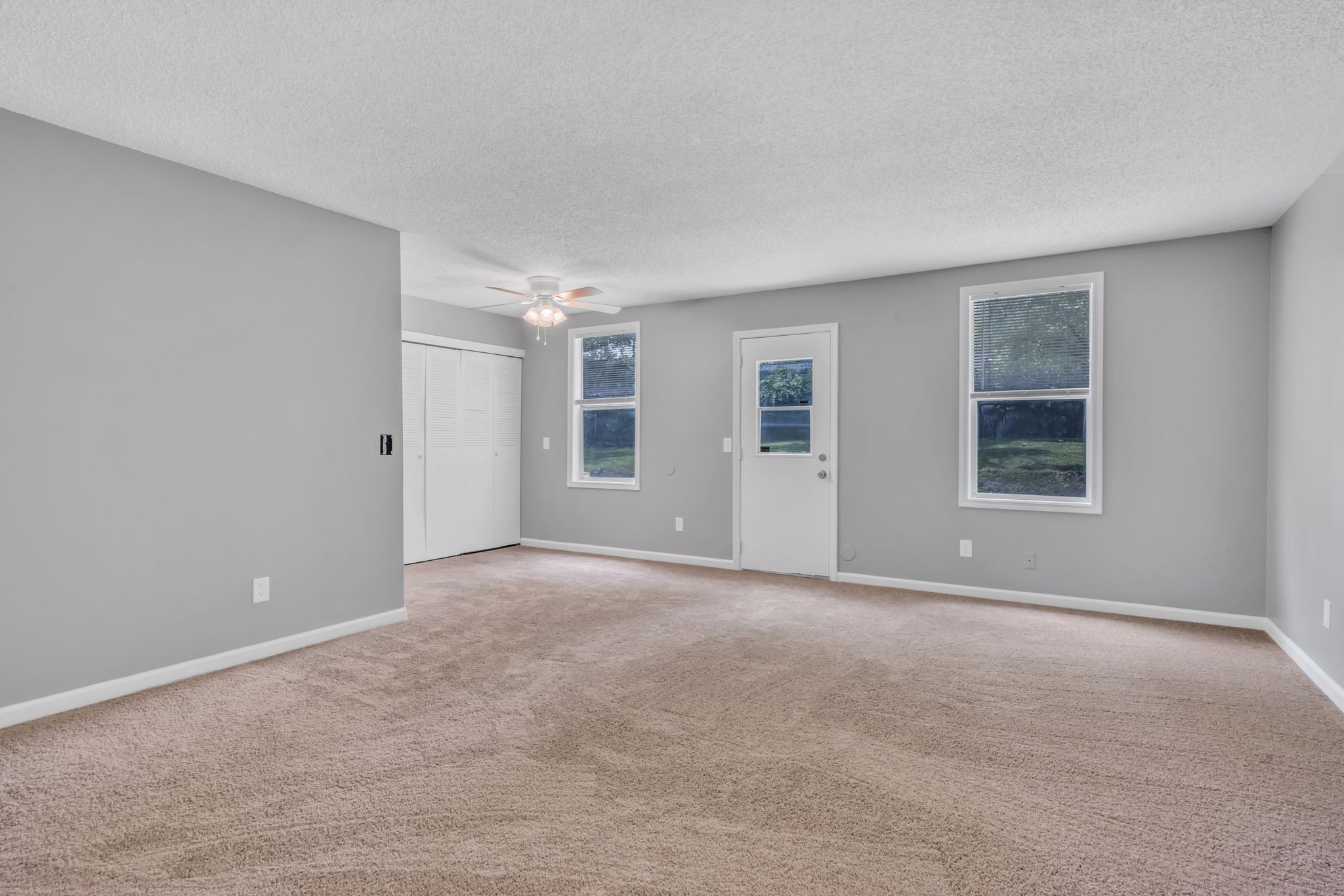 224 Warrior Road Madison, TN 37115 - Photo 3 of 27 a view of an empty room with a window
