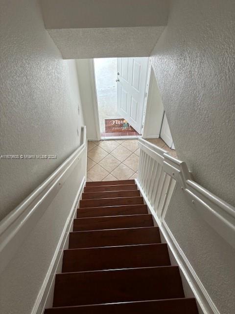 Three Lakes Miami, FL 33186 - Photo 24 of 34 a view of entryway