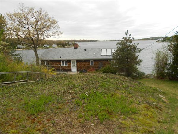 55 Riverview Road Gloucester, MA 01930 - Photo 1 of 10 Gallery Image 1