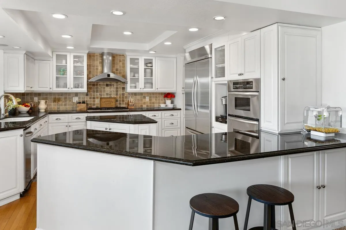 11651 Shadowglen Road El Cajon, CA 92020 - Photo 11 of 48