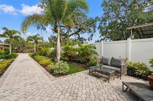 $650,000 | 308 East Hollywood Street, Tampa, FL 33604