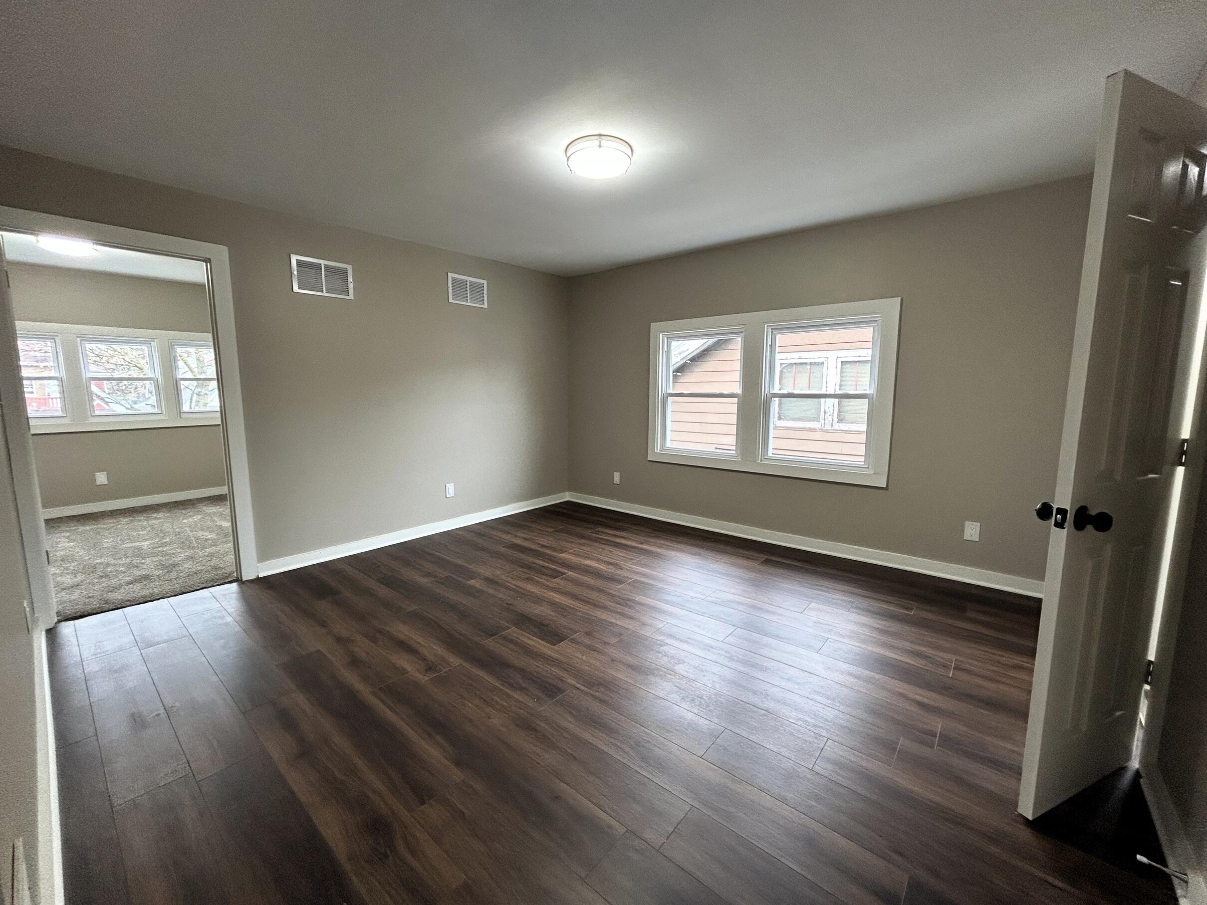 4462 North 27th Street Milwaukee, WI 53209 - Photo 15 of 21 Rec room