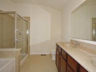 2932 Church Road, Unit 606 Aurora, IL 60502 - Photo 11 of 16