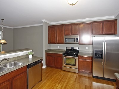 2932 Church Road, Unit 606 Aurora, IL 60502 - Photo 9 of 16