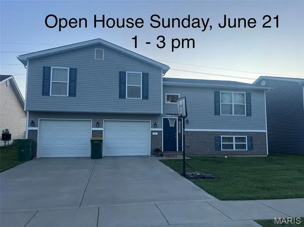 $300,000 | 5 Faith Drive, Fairview Heights, IL 62208