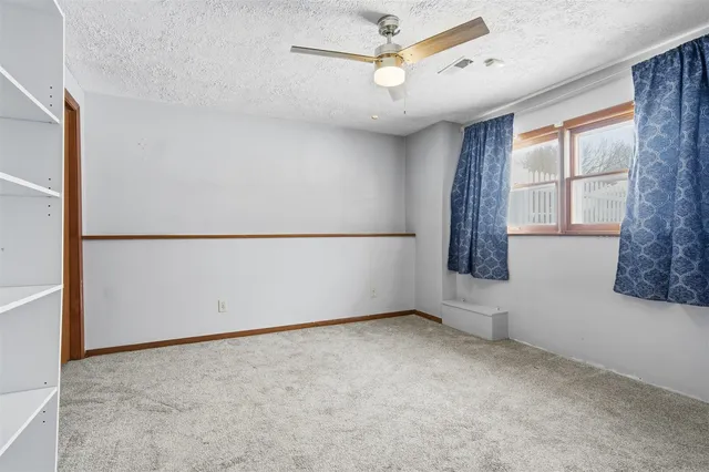 $269,900 | 205 Edwards Drive, Normal, IL 61761