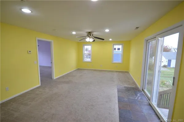 $3,500 | 147 Freeman Avenue, Stratford, CT 06614