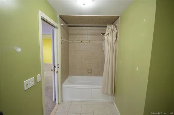 $3,500 | 147 Freeman Avenue, Stratford, CT 06614