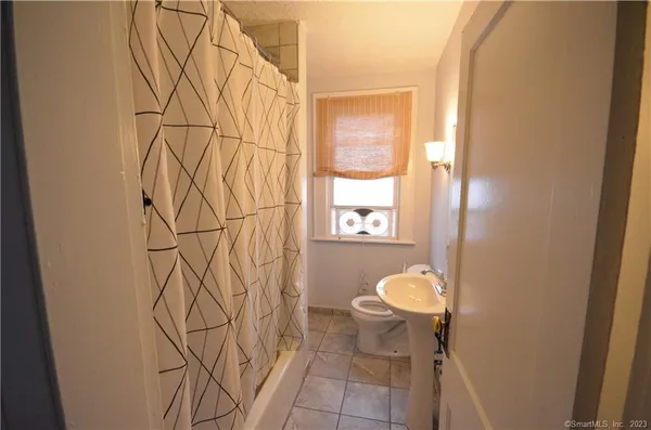 $3,500 | 147 Freeman Avenue, Stratford, CT 06614