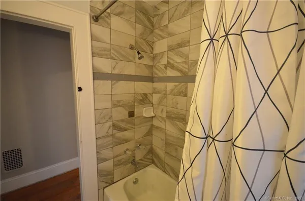 $3,500 | 147 Freeman Avenue, Stratford, CT 06614