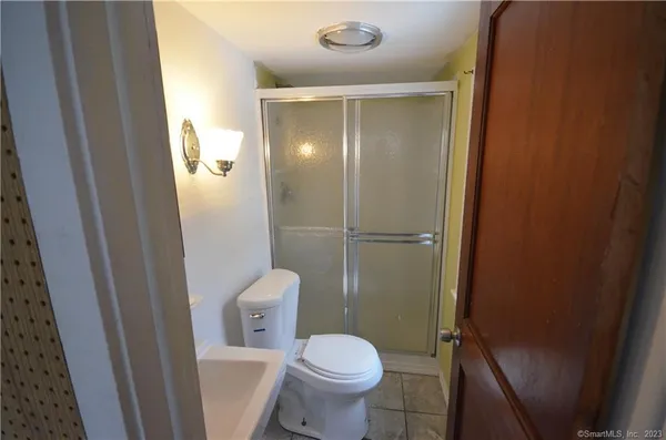 $3,500 | 147 Freeman Avenue, Stratford, CT 06614