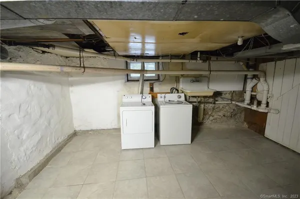 $3,500 | 147 Freeman Avenue, Stratford, CT 06614