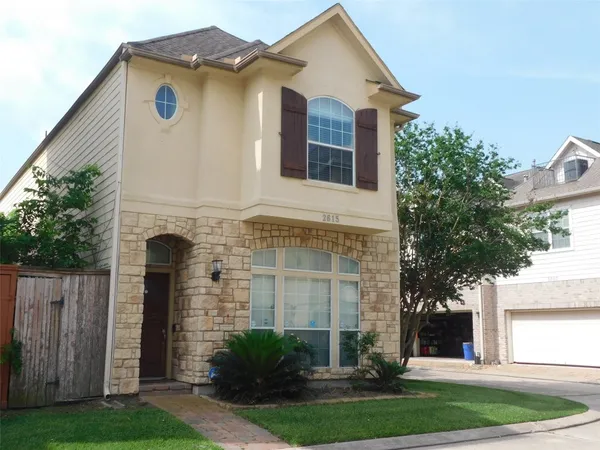 $2,400 | 2615 Starboard Point Drive, Houston, TX 77054