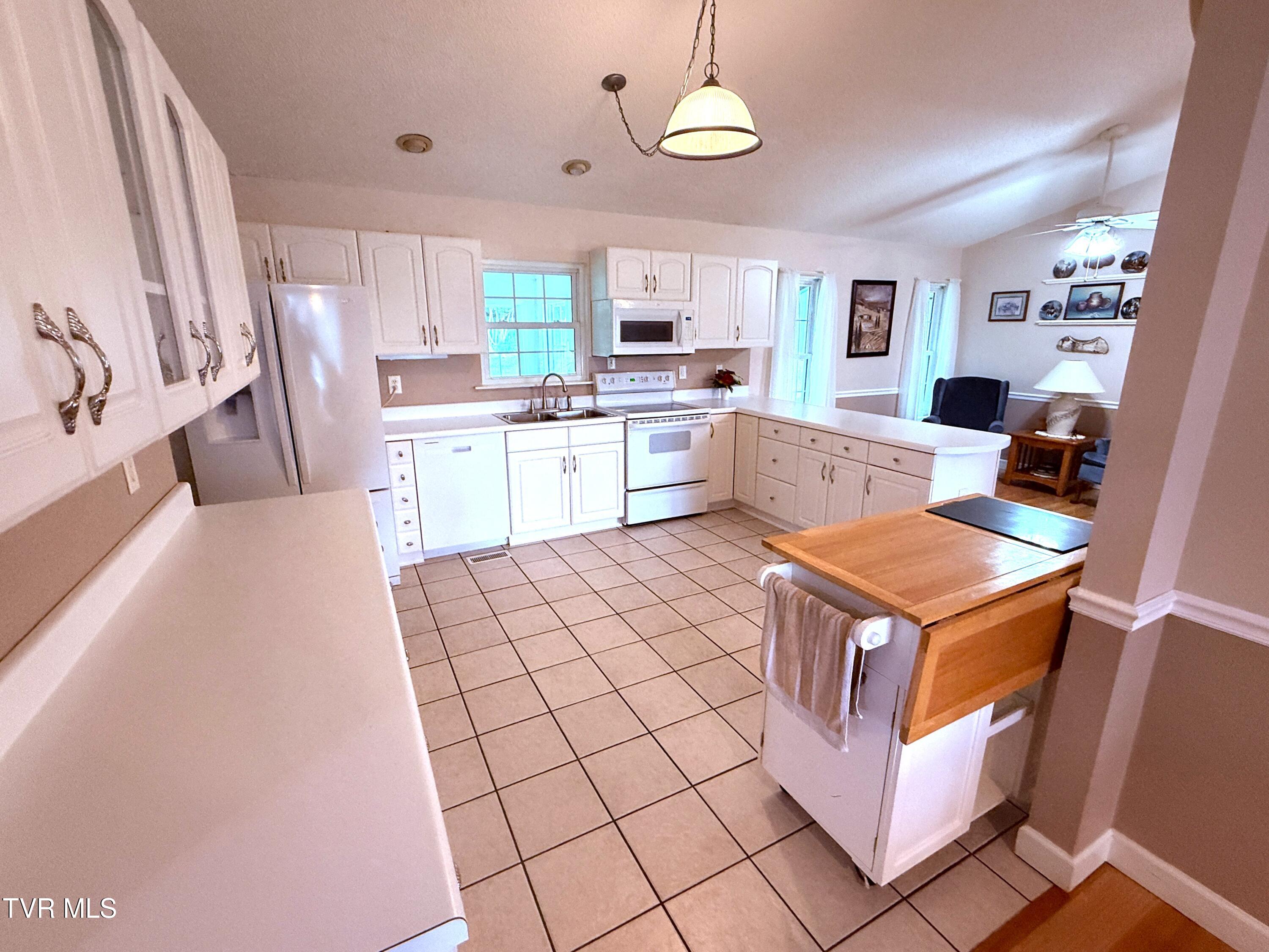 100 Bright Hope Road Greeneville, TN 37743 - Photo 11 of 39 12
