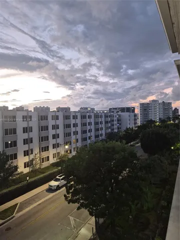 $2,950 | 201 180th Drive, Unit 411, Sunny Isles Beach, FL 33160