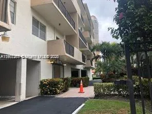 $4,000 | 201 180th Drive, Unit 411, Sunny Isles Beach, FL 33160