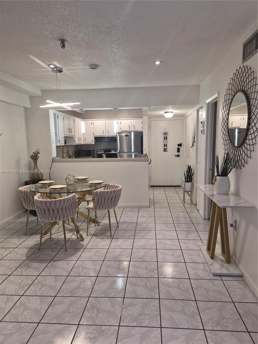 201 180th Drive, Unit 411 Sunny Isles Beach, FL 33160 - Photo 9 of 53