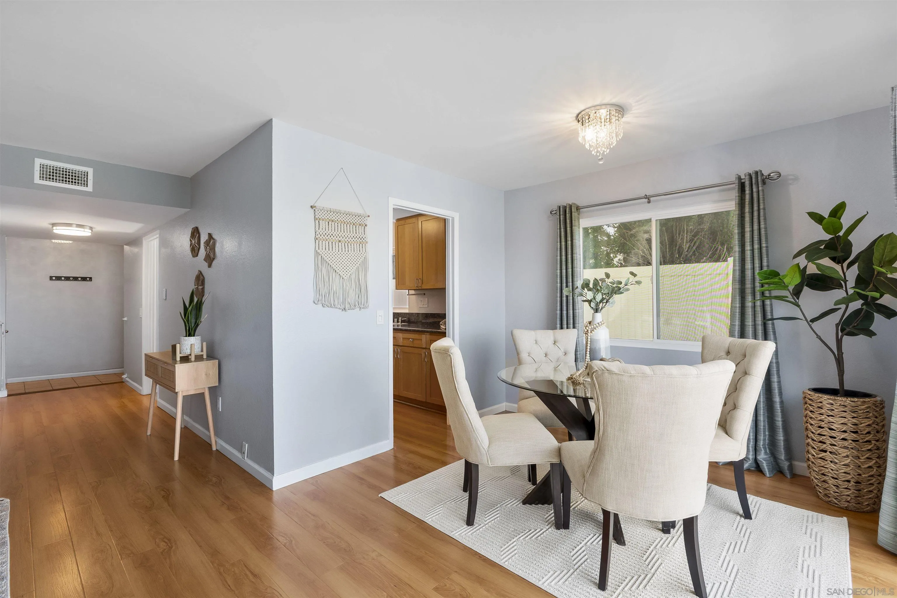 8834 Capcano Road San Diego, CA 92126 - Photo 14 of 55 Gallery Image 14