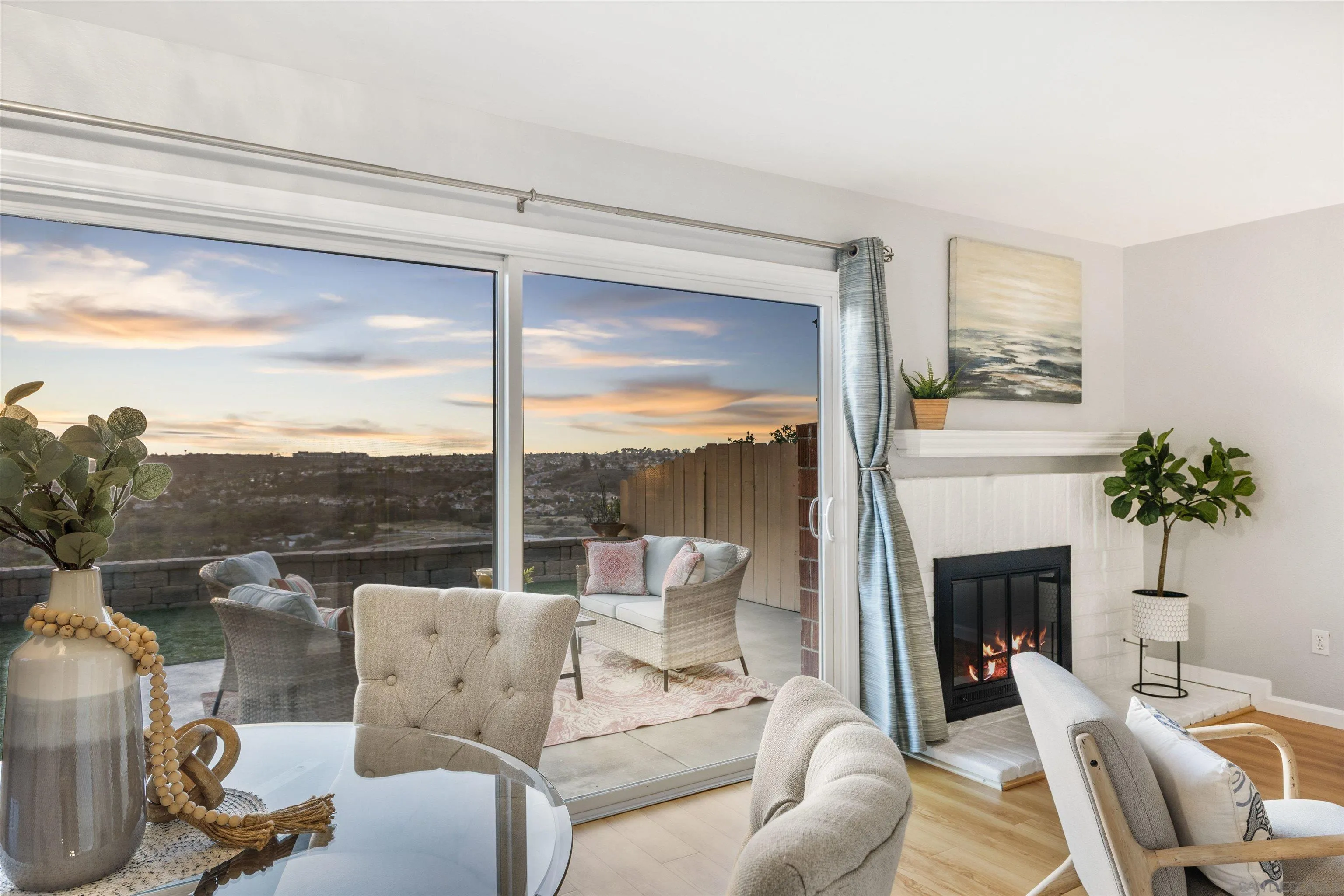 8834 Capcano Road San Diego, CA 92126 - Photo 8 of 55 Gallery Image 8