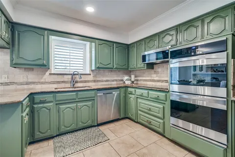 $369,000 | 1110 Gardengate Circle, Garland, TX 75043