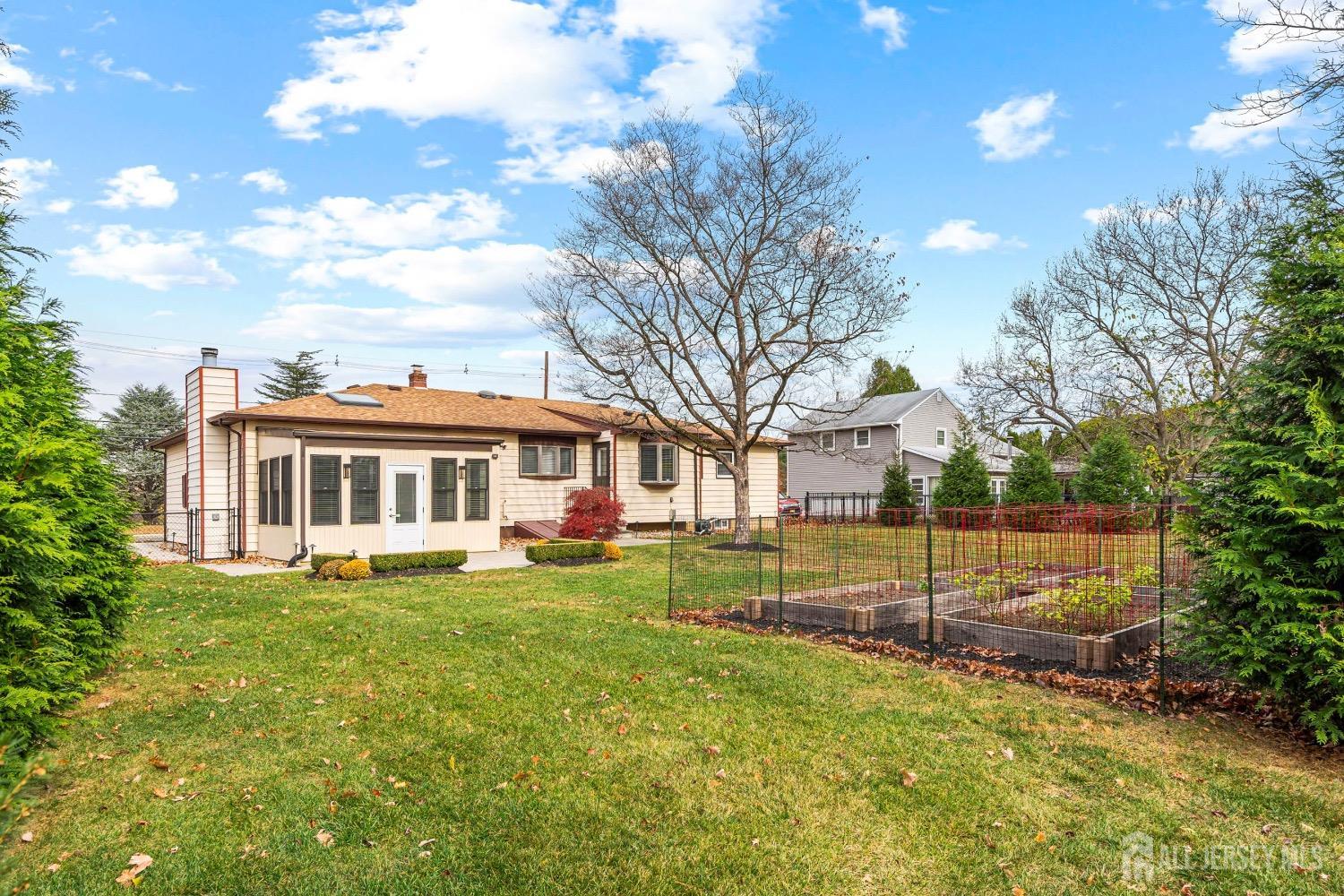 261 Rues Lane East Brunswick, NJ 08816 - Photo 28 of 34 Gallery Image 28