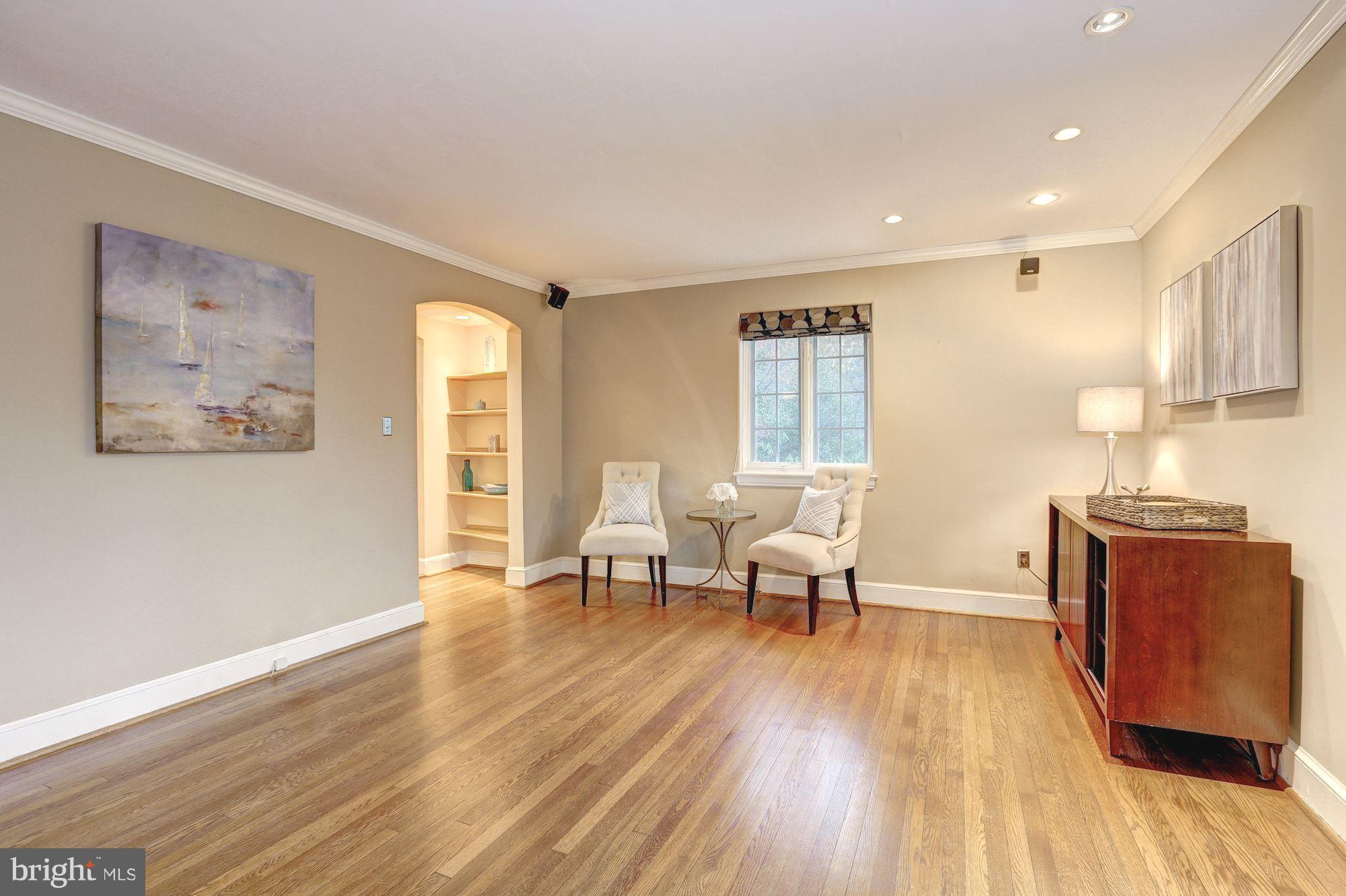 4501 Wetherill Road Bethesda, MD 20816 - Photo 10 of 29 Family room (former bedroom) on main level
