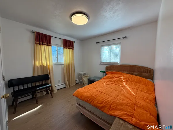 $2,900 | 35 Early Avenue, Stratford, CT 06615