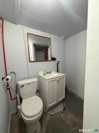 $2,900 | 35 Early Avenue, Stratford, CT 06615