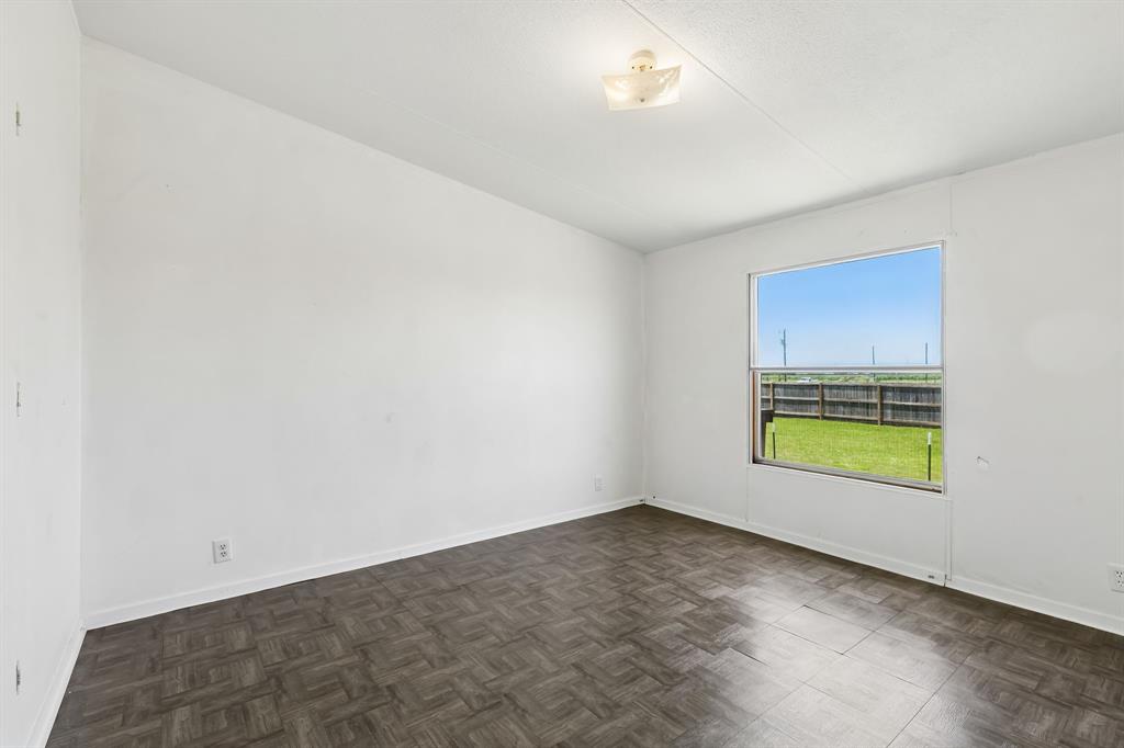 3310 Old Sherman Road Whitesboro, TX 76273 - Photo 14 of 18
