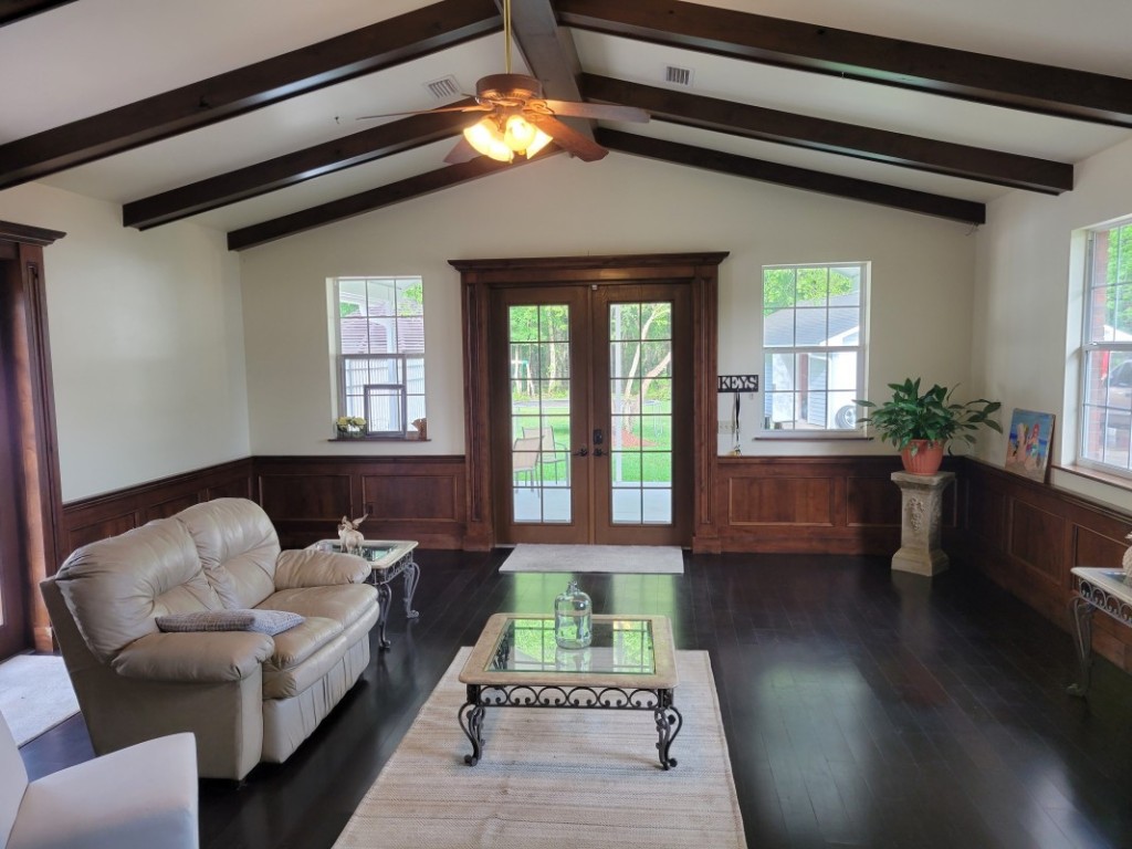 54447 Vikki Road Callahan, FL 32011 - Photo 10 of 24 a living room with furniture and a large window