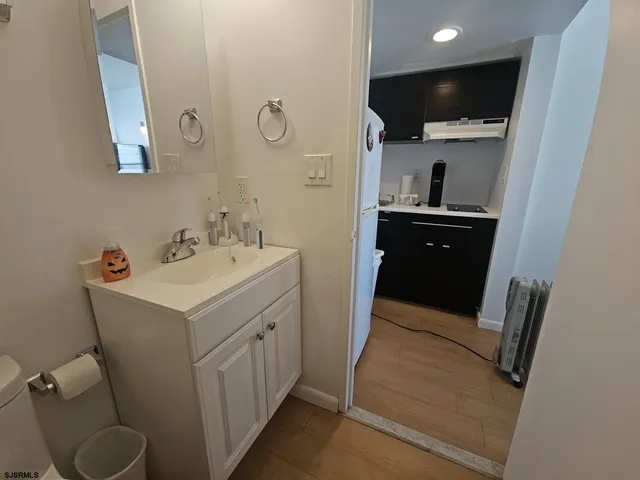 $149,990 | 3501 Boardwalk, Unit B210, Atlantic City, NJ 08401