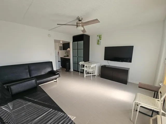 $149,990 | 3501 Boardwalk, Unit B210, Atlantic City, NJ 08401