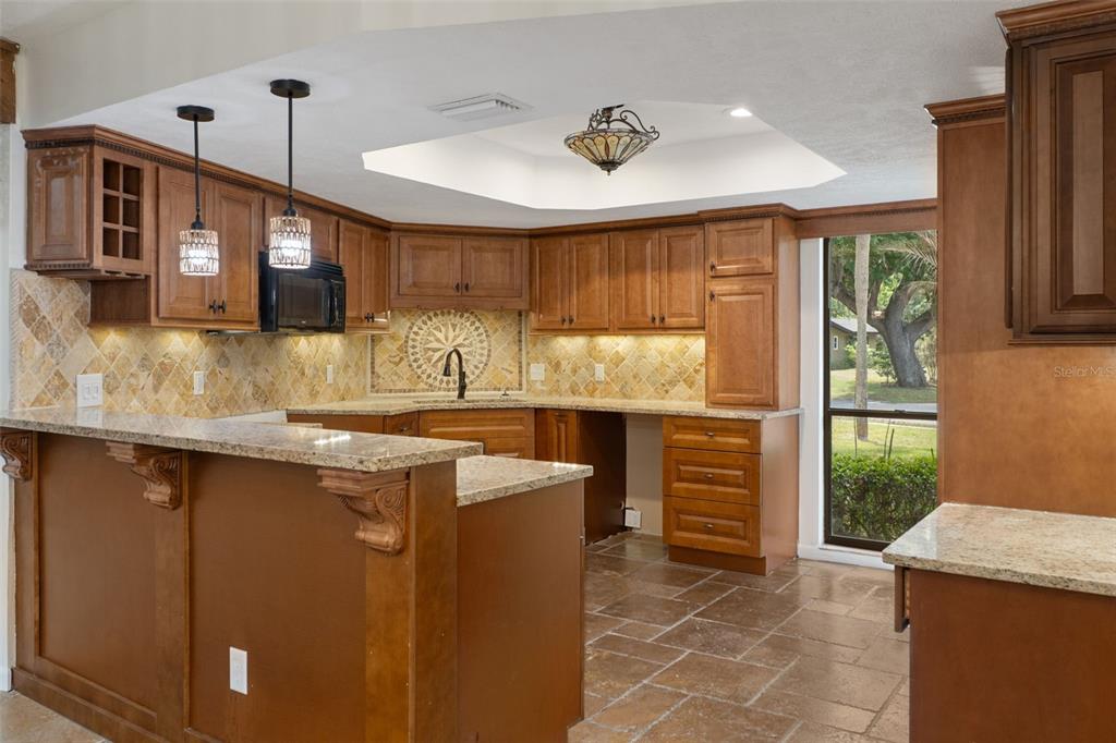 239 Southeast Paradise Point Road Crystal River, FL 34429 - Photo 13 of 48