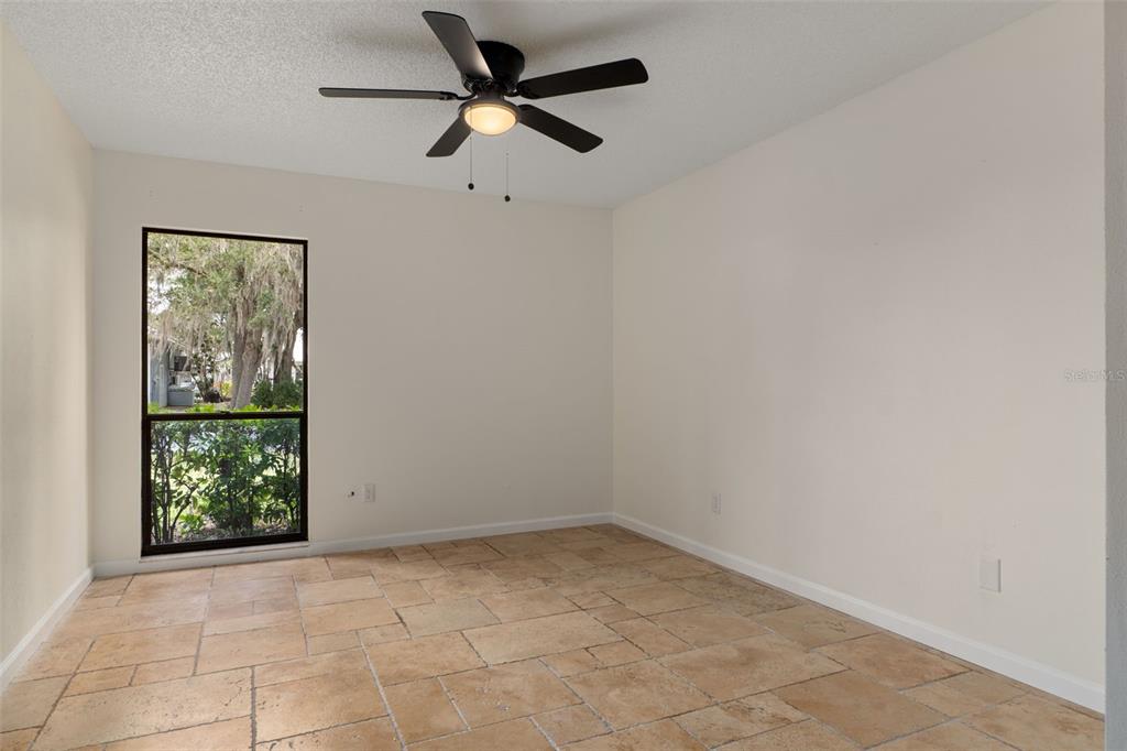 239 Southeast Paradise Point Road Crystal River, FL 34429 - Photo 22 of 48