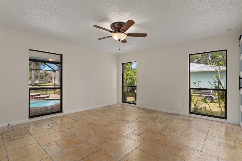 239 Southeast Paradise Point Road Crystal River, FL 34429 - Photo 25 of 48