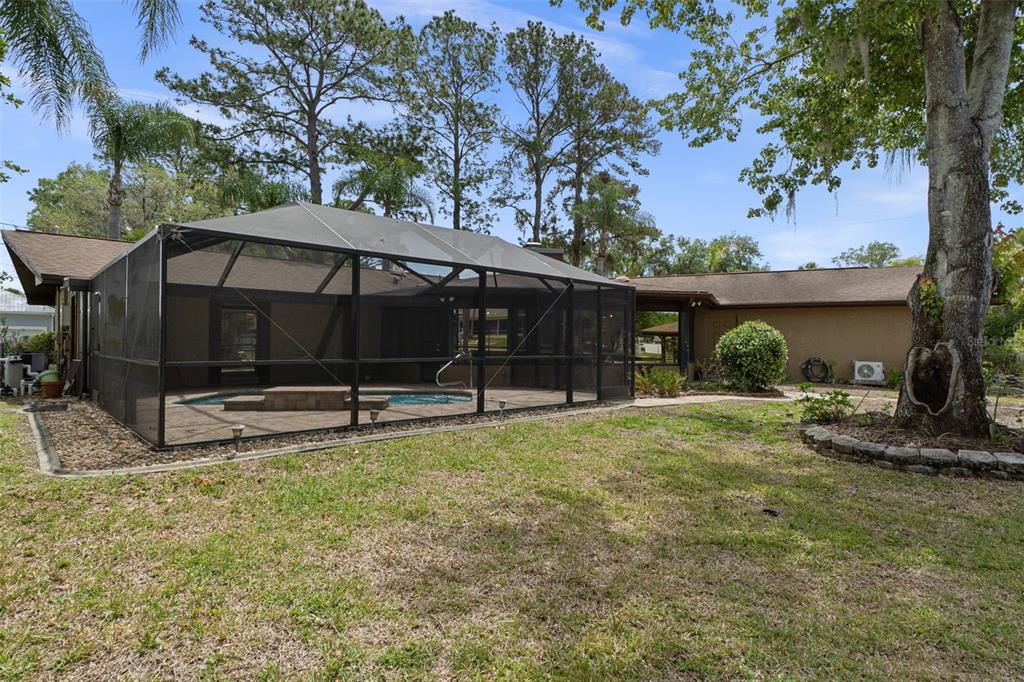 239 Southeast Paradise Point Road Crystal River, FL 34429 - Photo 36 of 48