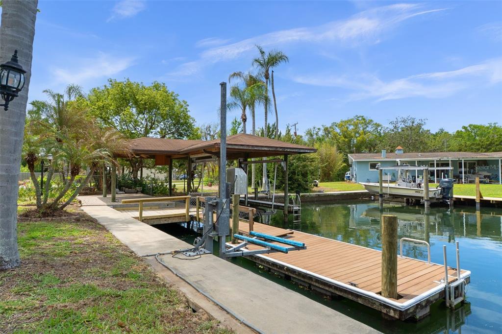239 Southeast Paradise Point Road Crystal River, FL 34429 - Photo 42 of 48
