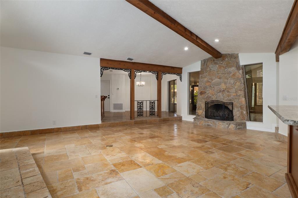 239 Southeast Paradise Point Road Crystal River, FL 34429 - Photo 8 of 48